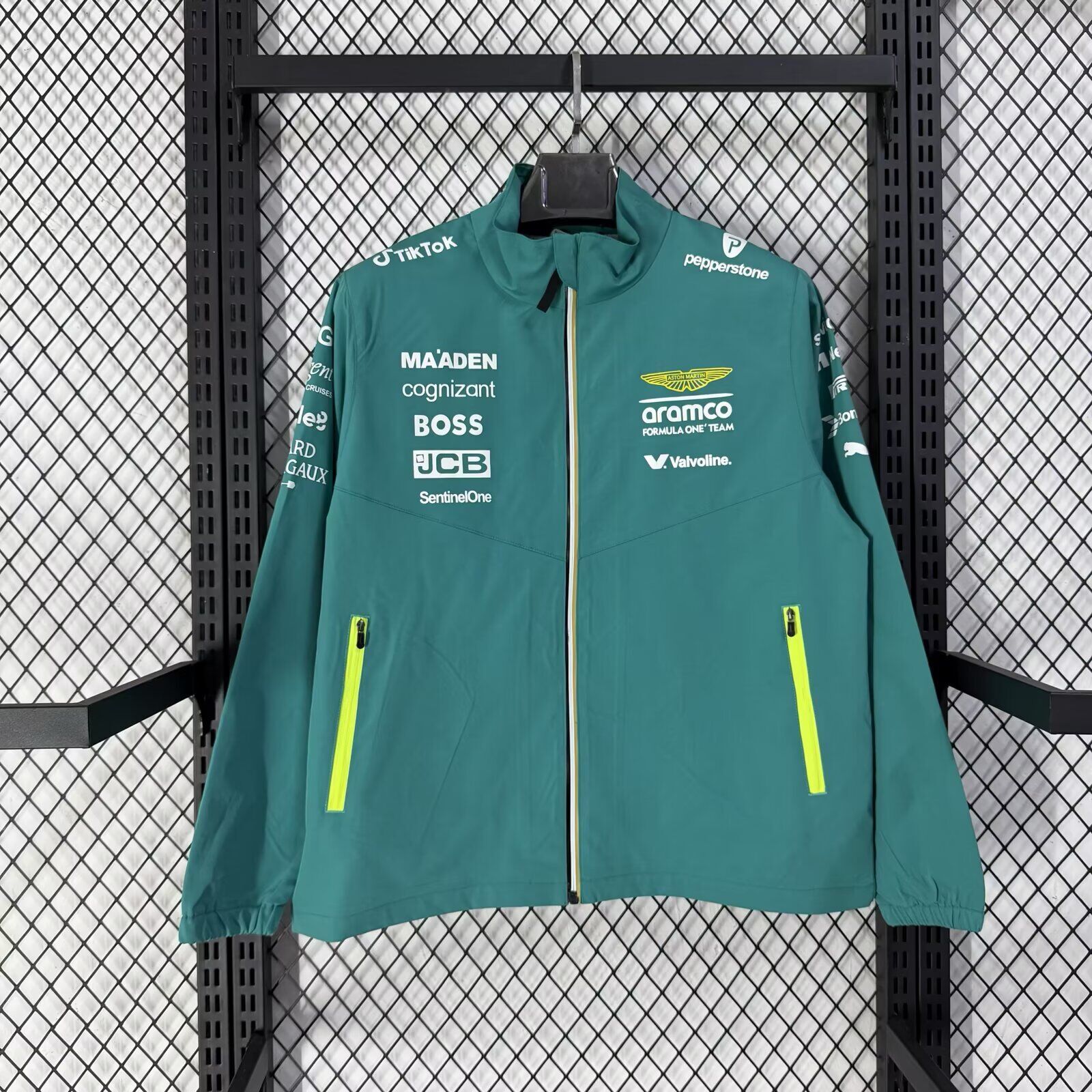 Aston Martin F1 Racing Team Windcoat 2026