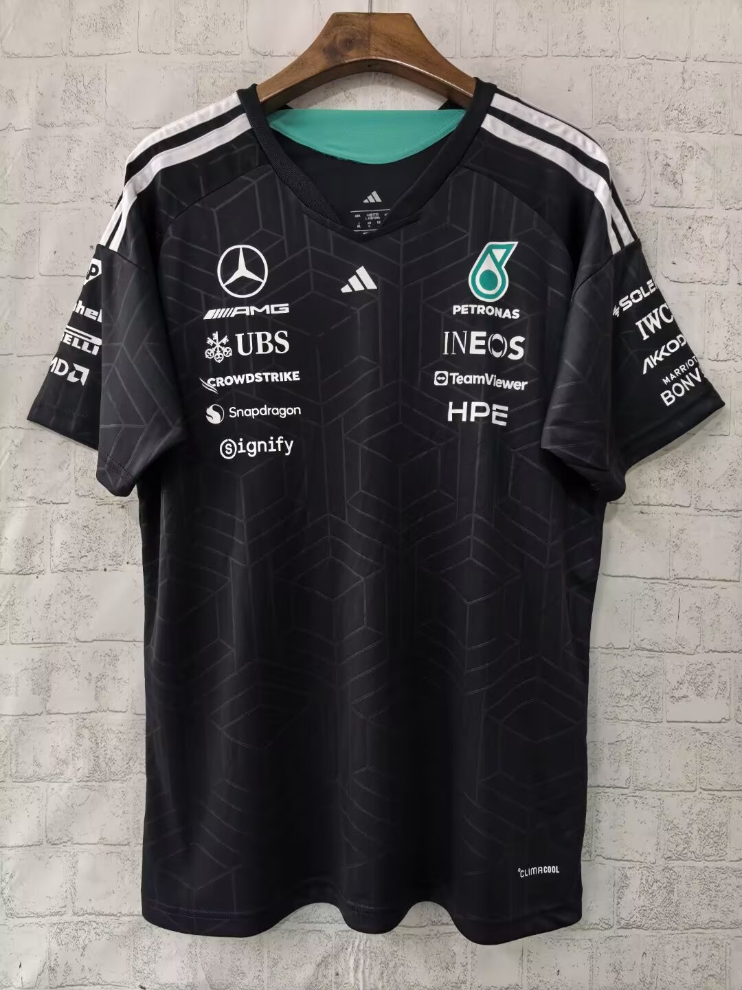 Mercedes AMG Petronas F1 Racing Black T-Shirt - 2026