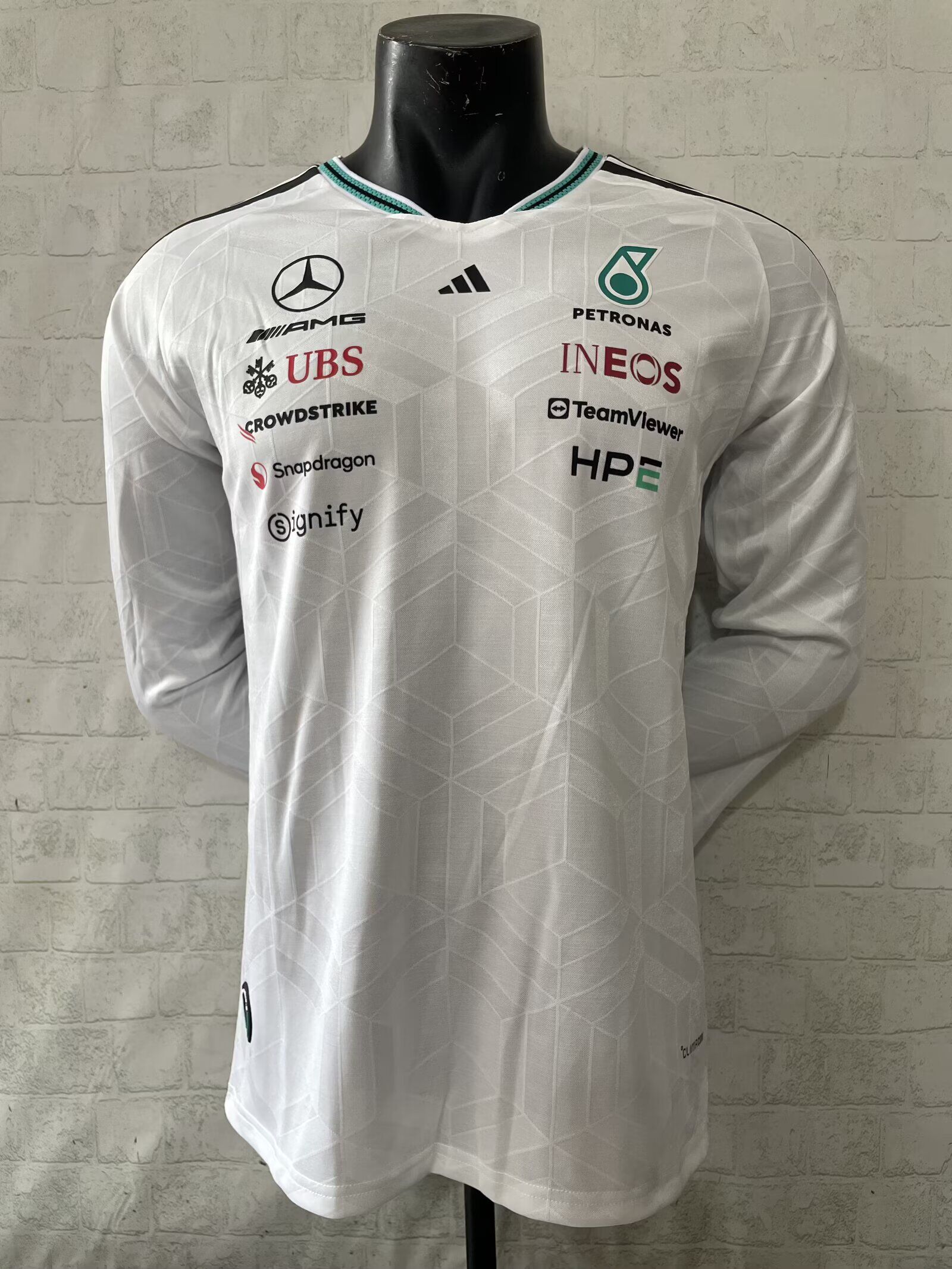 Mercedes AMG Petronas F1 Racing White Team Long T-Shirt - 2026